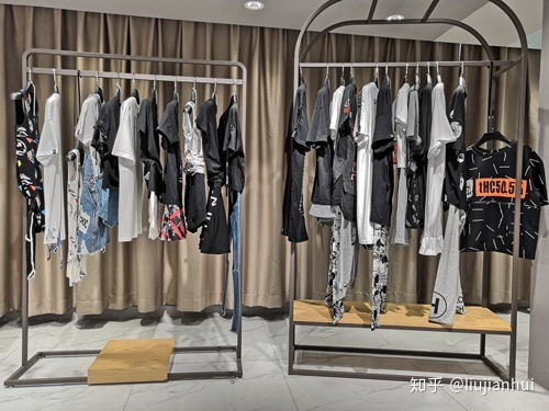 品牌折扣店貨源渠道批發市場有哪些,女裝庫存尾貨市場好找嗎